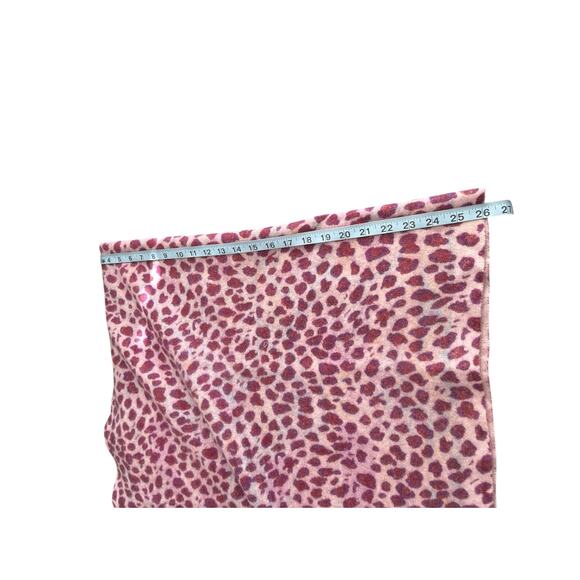 Neiman Marcus Wool Purple Paisley Oversized Reversible Scarf Fringe Women's - Picture 6 of 7